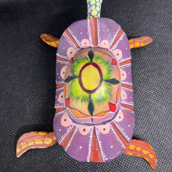 Turtle, Artist Painted & Signed - Picture 4 of 6